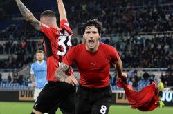 AYX体育赛事-赫塔菲四战不胜，球队陷入低谷