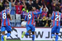 爱游戏在线-包含曼城逆袭成功，晋级下一阶段的词条