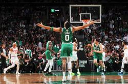 爱游戏tv-包含雄鹿B队险胜凯尔特人，米尔萨普爆发神勇的词条