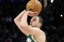 爱游戏APP-包含FLY轻取HKA，Rascal一己之力扛起全队的词条