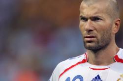 爱游戏中国-南非碾压拜仁？欧冠半决赛焦点战背后的足球全球化新叙事