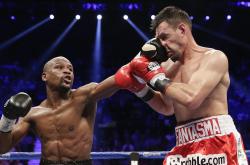 爱游戏官方入口-跨界巅峰，当北京队决战尼克斯，杜兰特在F1赛道接管新赛季