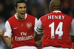 AYXapp下载-当东方黑马撞碎字母哥，克莱的德比夜让世界看见篮球的另一种可能