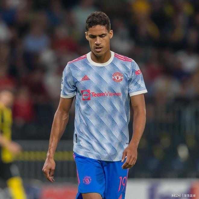 包含沃尔夫斯堡实现逆袭取得胜利收获三分的词条