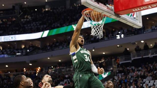 火箭击败雄鹿，保罗表现超水平