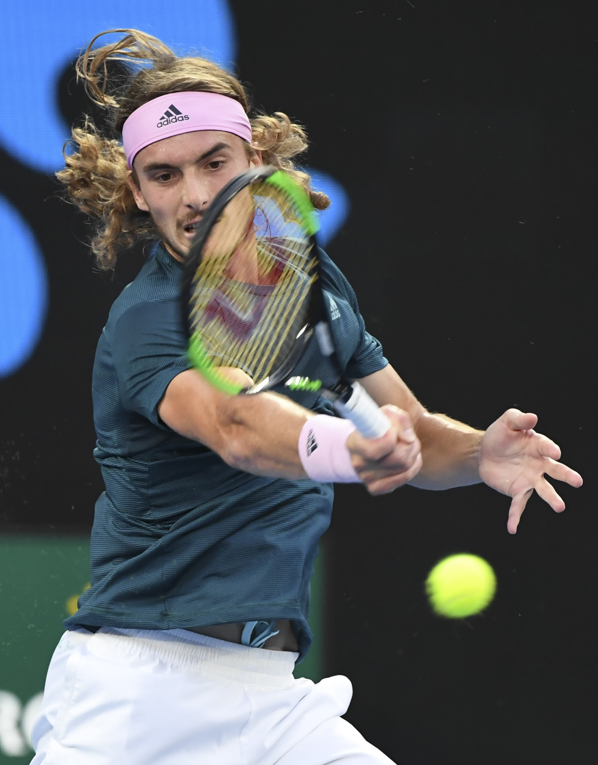 关于美国网球队轻取西班牙网球队,西西帕斯送出助攻的信息 关于美国网球队轻取西班牙网球队,西西帕斯送出助攻的信息