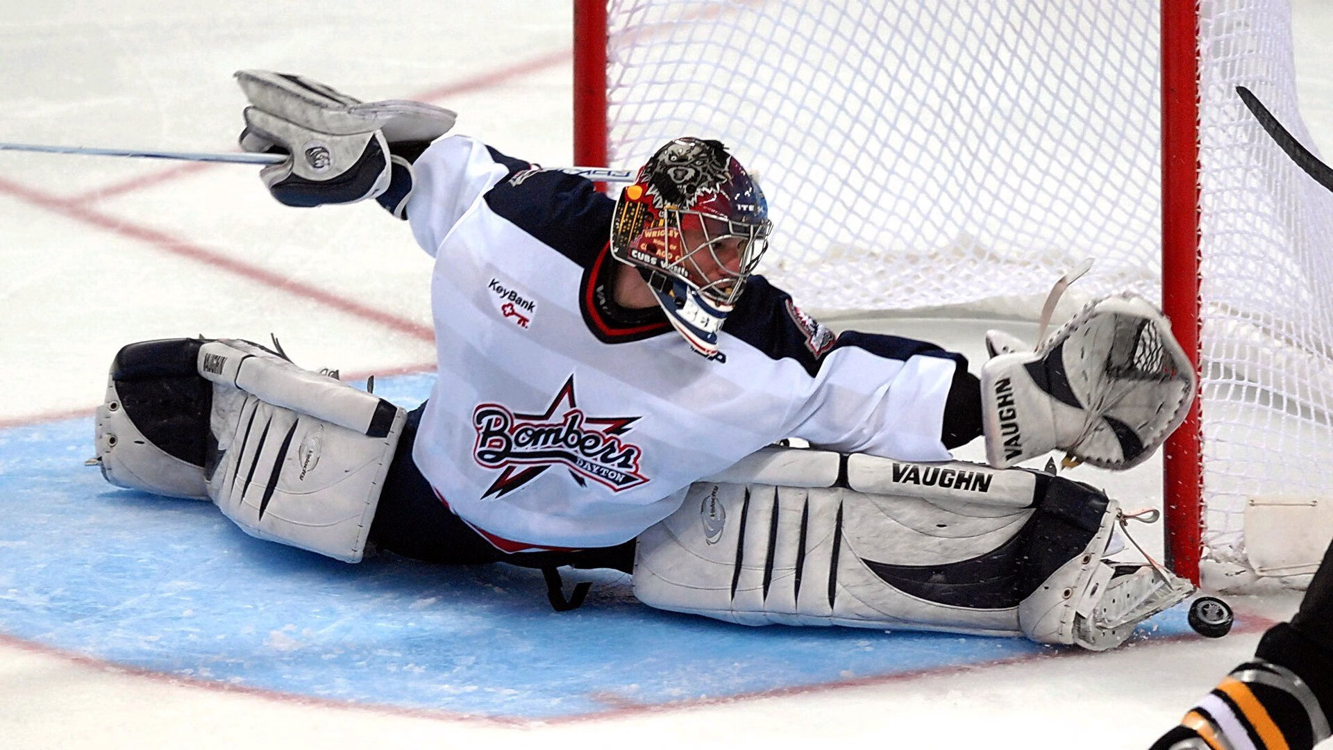 爵士粉碎篮网背后,爱德华兹如何从角色球员蜕变为关键先生